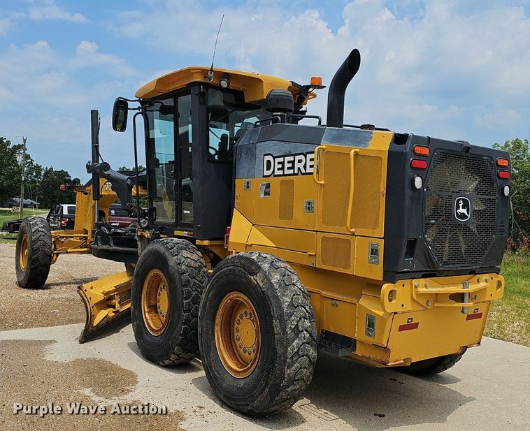 image for item EJ5743 2015 John Deere 770G motor grader