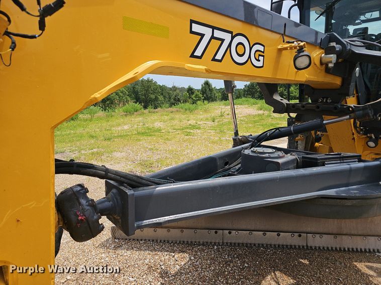 image for item EJ5743 2015 John Deere 770G motor grader