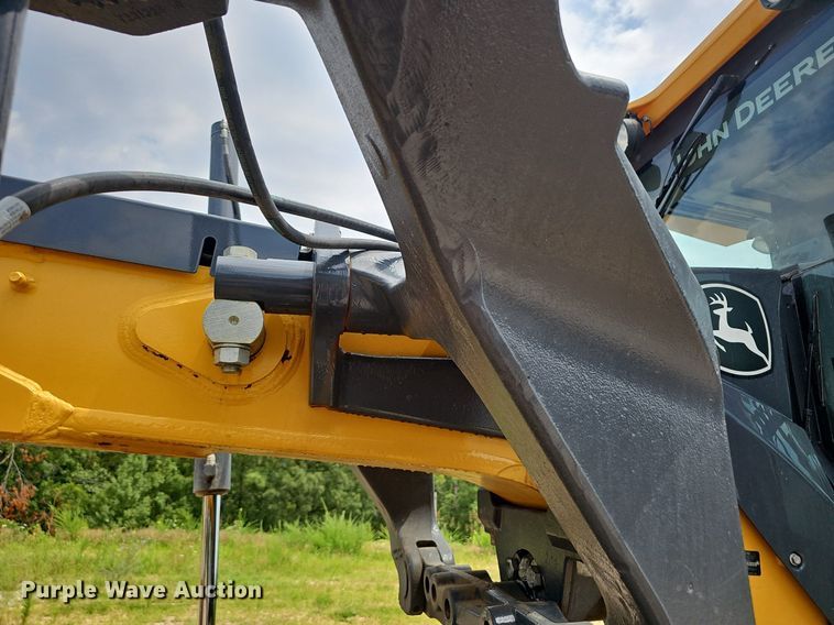 image for item EJ5743 2015 John Deere 770G motor grader