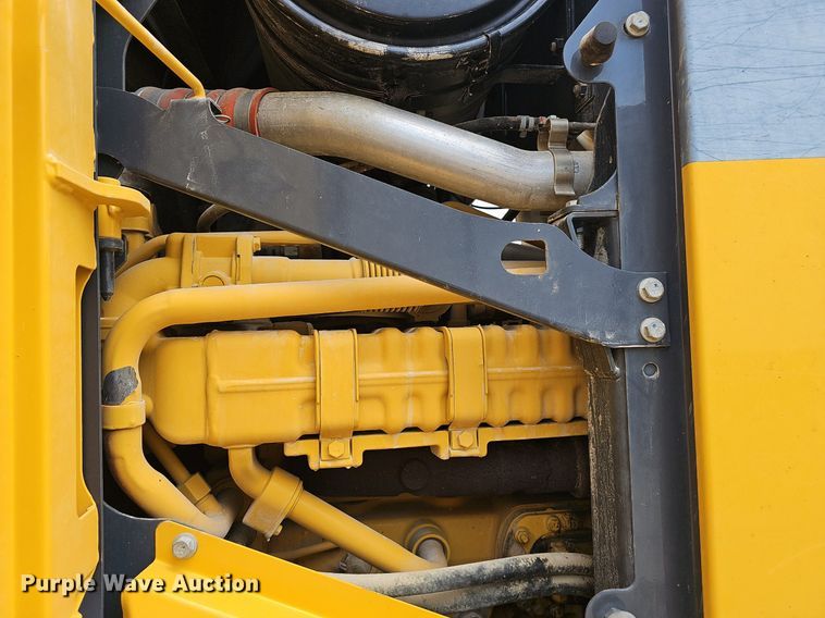 image for item EJ5743 2015 John Deere 770G motor grader