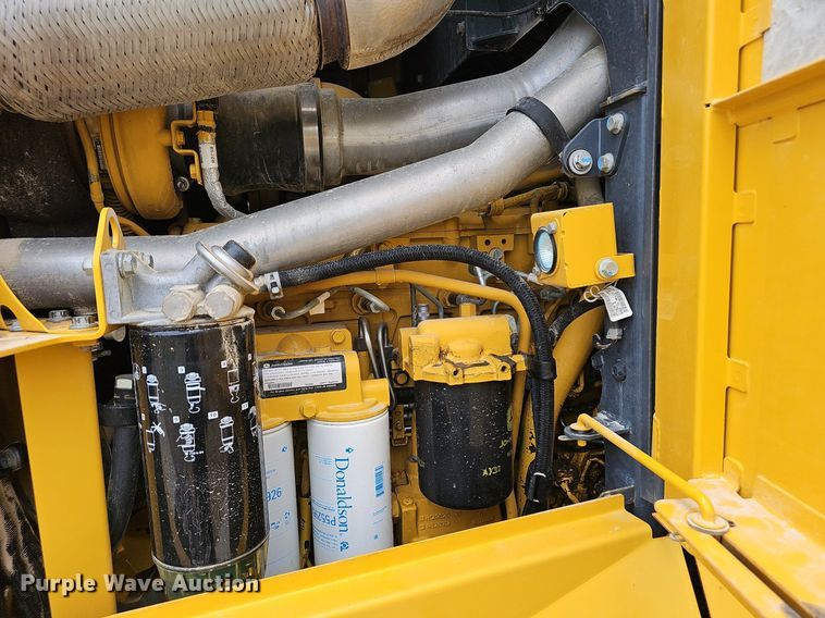 image for item EJ5743 2015 John Deere 770G motor grader