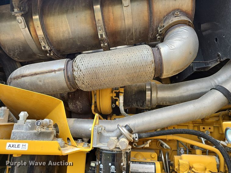 image for item EJ5743 2015 John Deere 770G motor grader