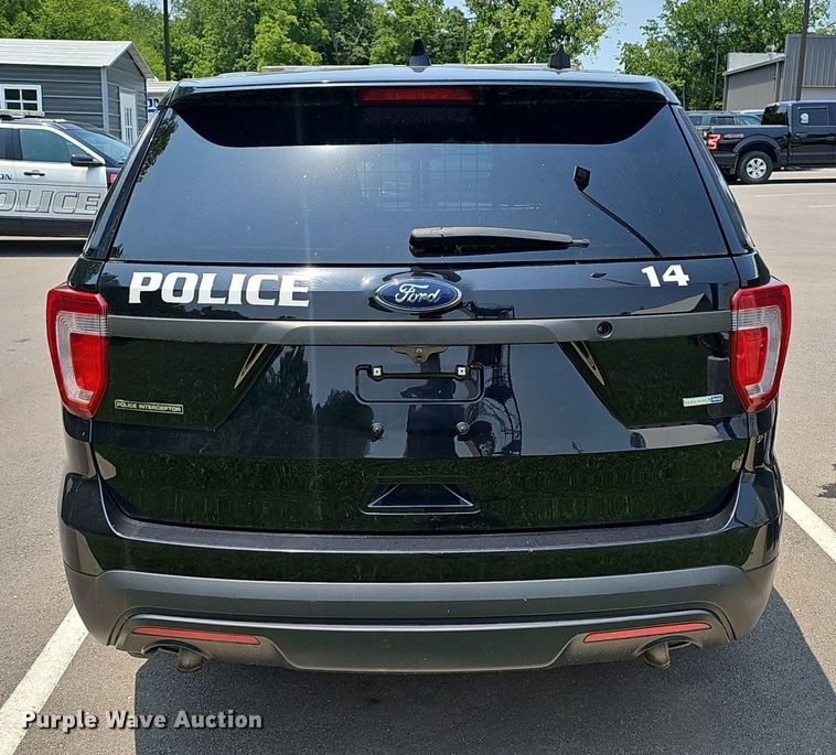 image for item EJ5745 2017 Ford Explorer Police Interceptor SUV