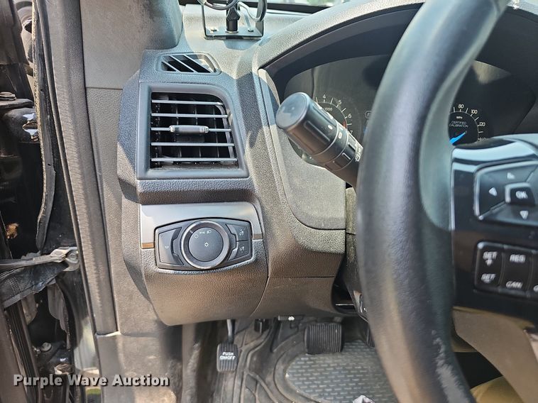 image for item EJ5745 2017 Ford Explorer Police Interceptor SUV