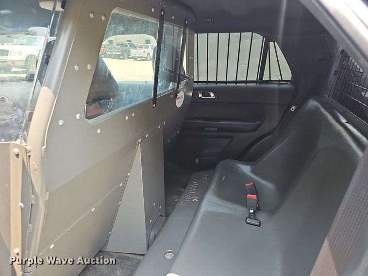 image for item EJ5745 2017 Ford Explorer Police Interceptor SUV