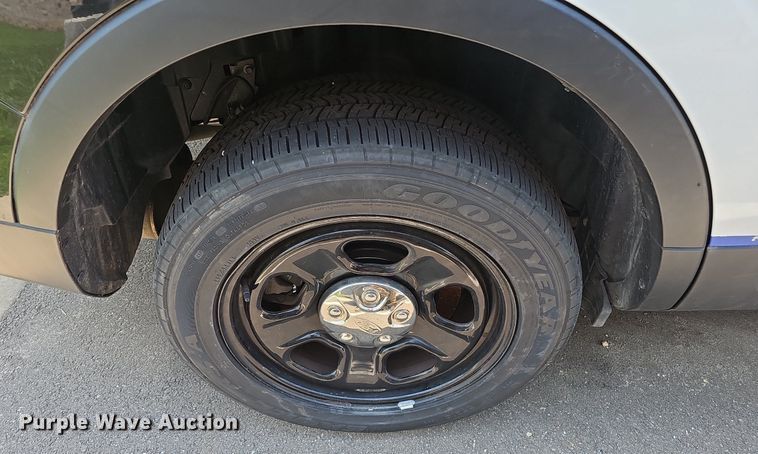 image for item EJ5745 2017 Ford Explorer Police Interceptor SUV