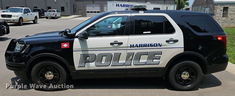 image for item EJ5746 2016 Ford Explorer Police Interceptor SUV