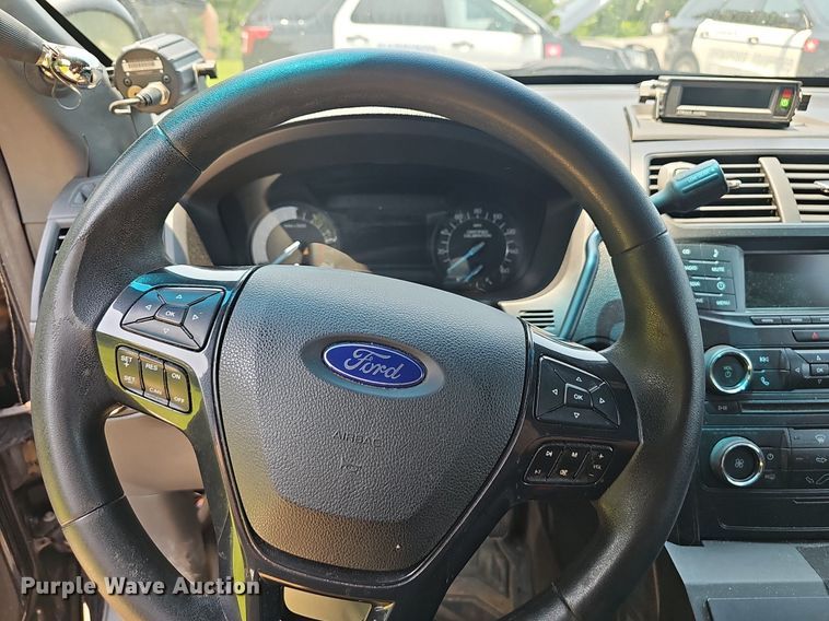 image for item EJ5746 2016 Ford Explorer Police Interceptor SUV