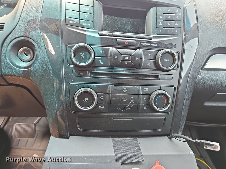 image for item EJ5746 2016 Ford Explorer Police Interceptor SUV