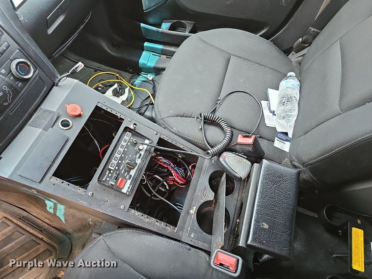 image for item EJ5746 2016 Ford Explorer Police Interceptor SUV