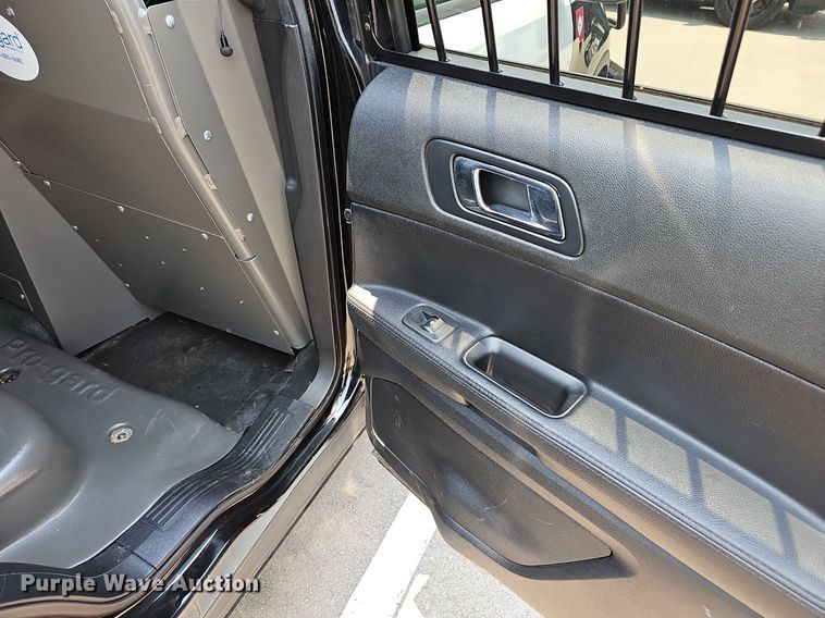 image for item EJ5746 2016 Ford Explorer Police Interceptor SUV