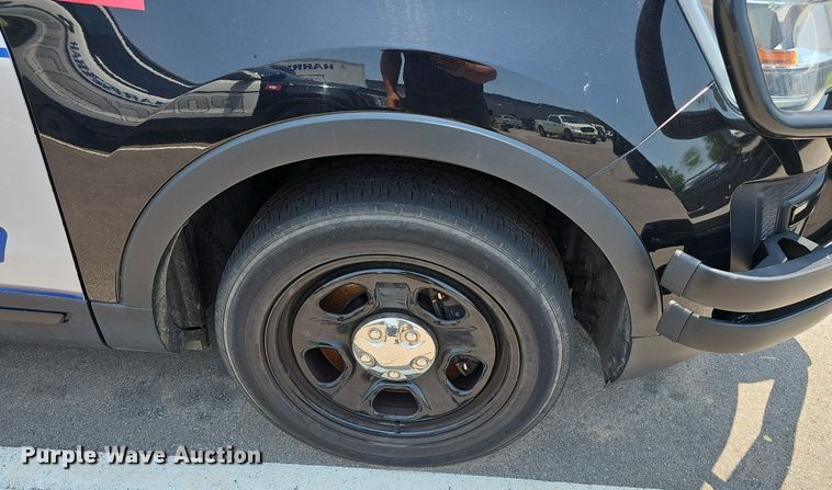 image for item EJ5746 2016 Ford Explorer Police Interceptor SUV