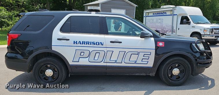 image for item EJ5747 2016 Ford Explorer Police Interceptor SUV