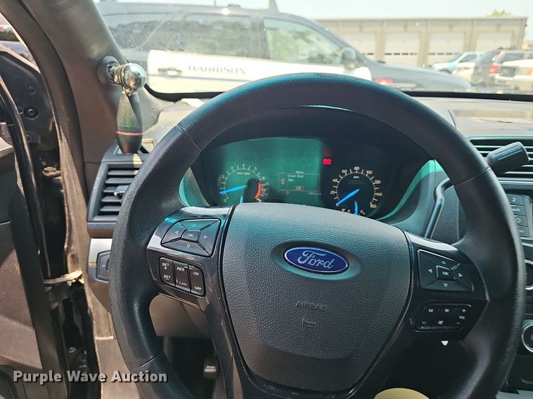 image for item EJ5747 2016 Ford Explorer Police Interceptor SUV