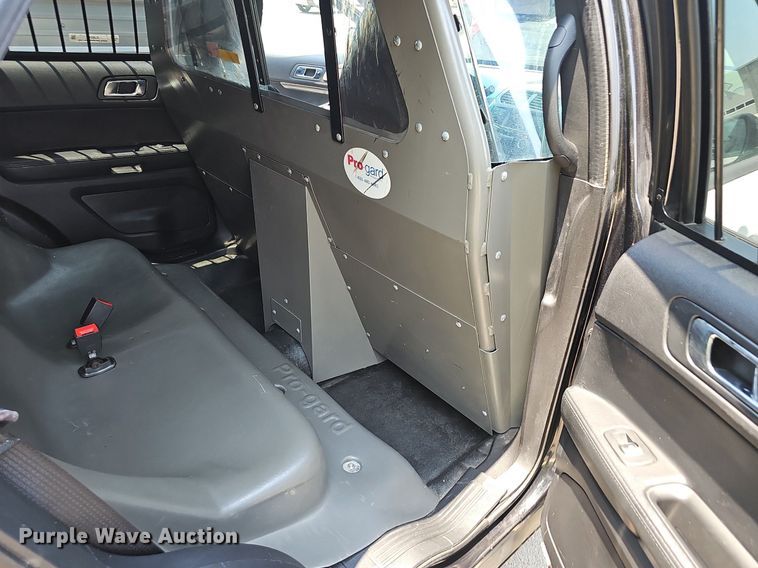 image for item EJ5747 2016 Ford Explorer Police Interceptor SUV