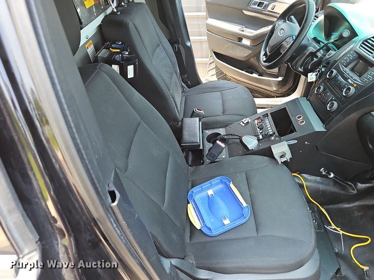 image for item EJ5747 2016 Ford Explorer Police Interceptor SUV