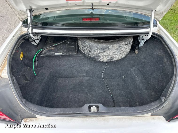 image for item EJ6388 2010 Ford  Crown Victoria Police Interceptor 