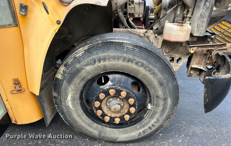 image for item EJ7077 2008 Bluebird  Vision school bus