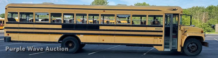 image for item EJ7080 2001 Bluebird  B7  school bus