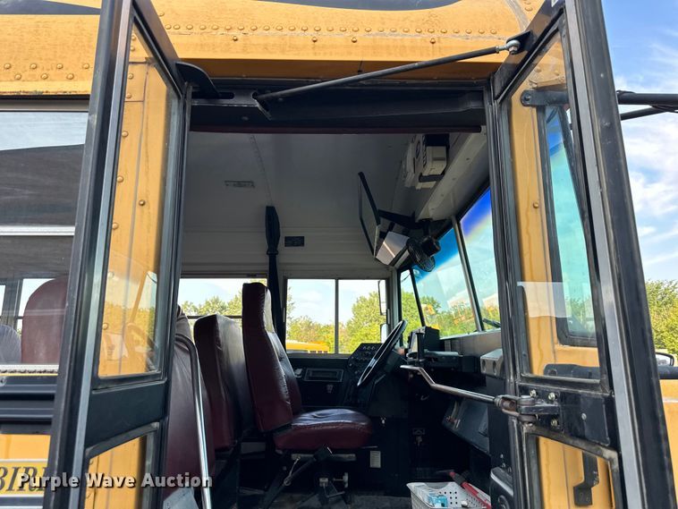 image for item EJ7080 2001 Bluebird  B7  school bus