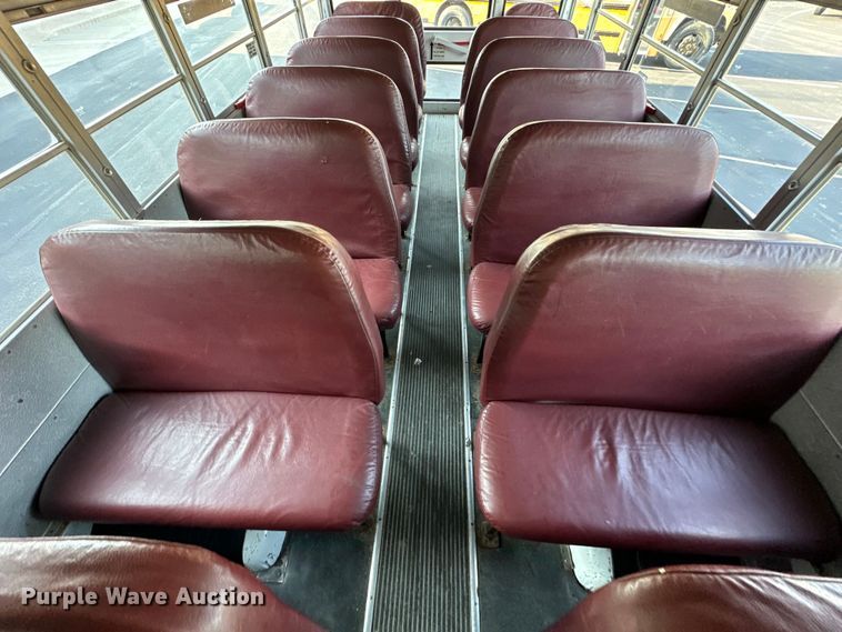 image for item EJ7080 2001 Bluebird  B7  school bus