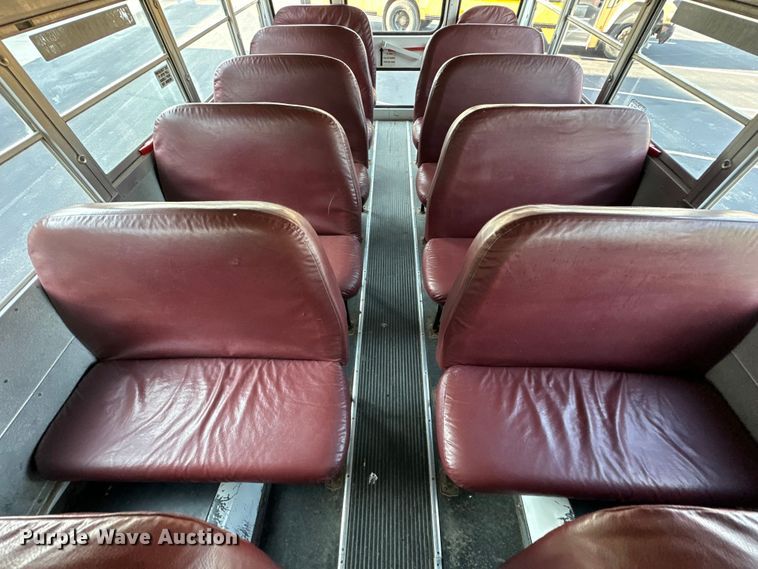 image for item EJ7080 2001 Bluebird  B7  school bus