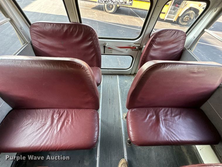 image for item EJ7080 2001 Bluebird  B7  school bus