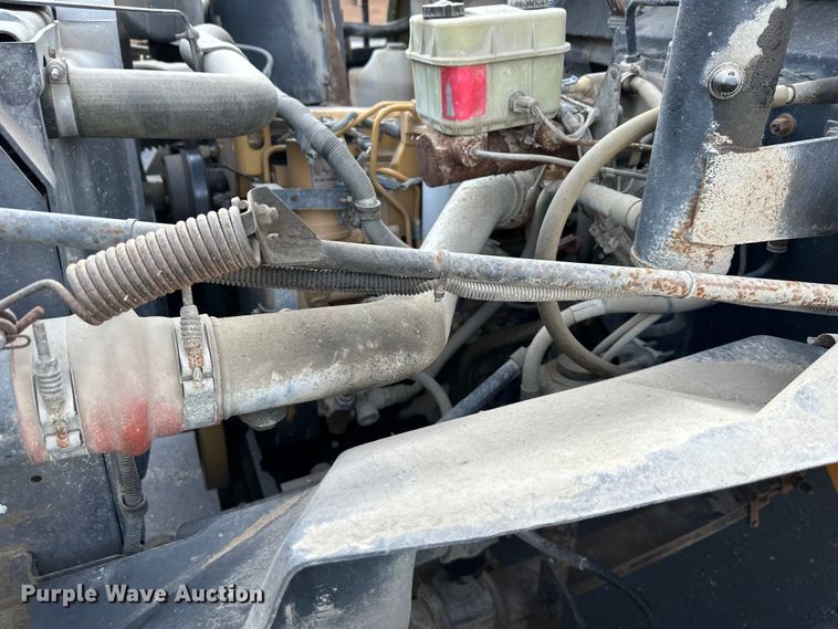 image for item EJ7080 2001 Bluebird  B7  school bus