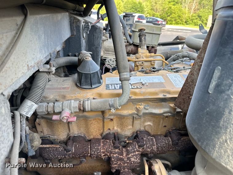 image for item EJ7080 2001 Bluebird  B7  school bus