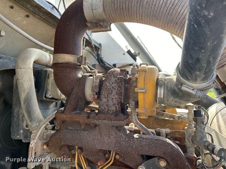 image for item EK4903 2004 Johnson  MX450 street sweeper