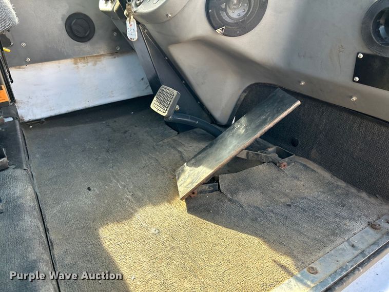 image for item EK4903 2004 Johnson  MX450 street sweeper