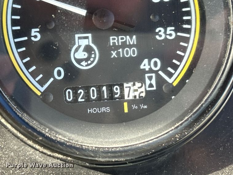 image for item EK4903 2004 Johnson  MX450 street sweeper