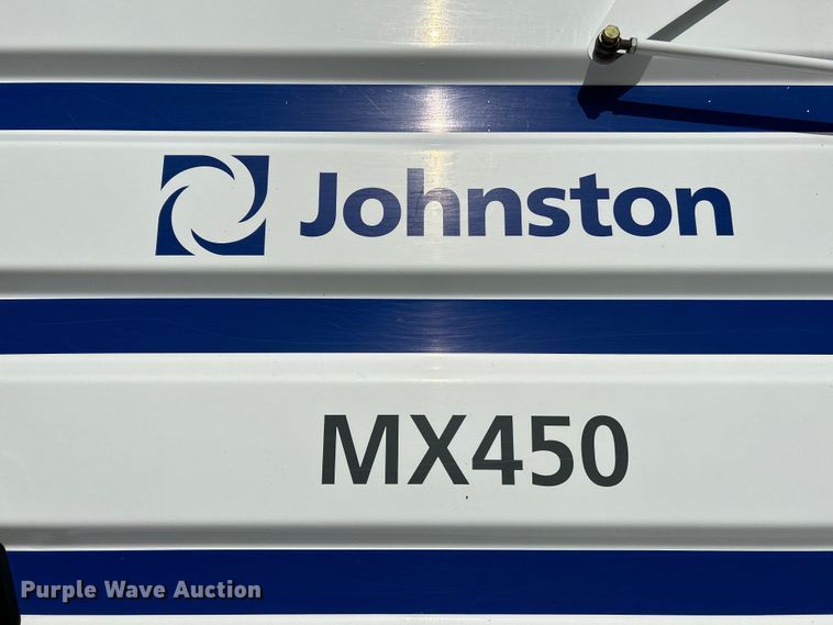 image for item EK4903 2004 Johnson  MX450 street sweeper
