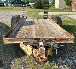 image for item EK4904 1997 Cronkhite 2300WA equipment trailer
