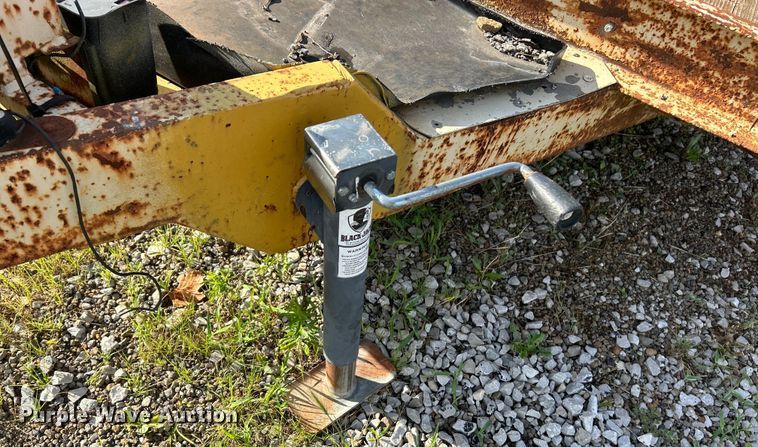 image for item EK4904 1997 Cronkhite 2300WA equipment trailer