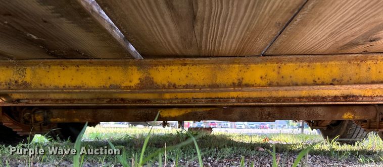 image for item EK4904 1997 Cronkhite 2300WA equipment trailer