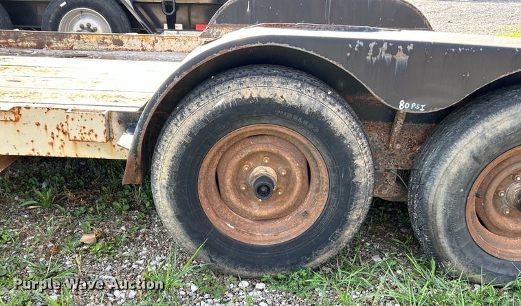 image for item EK4904 1997 Cronkhite 2300WA equipment trailer