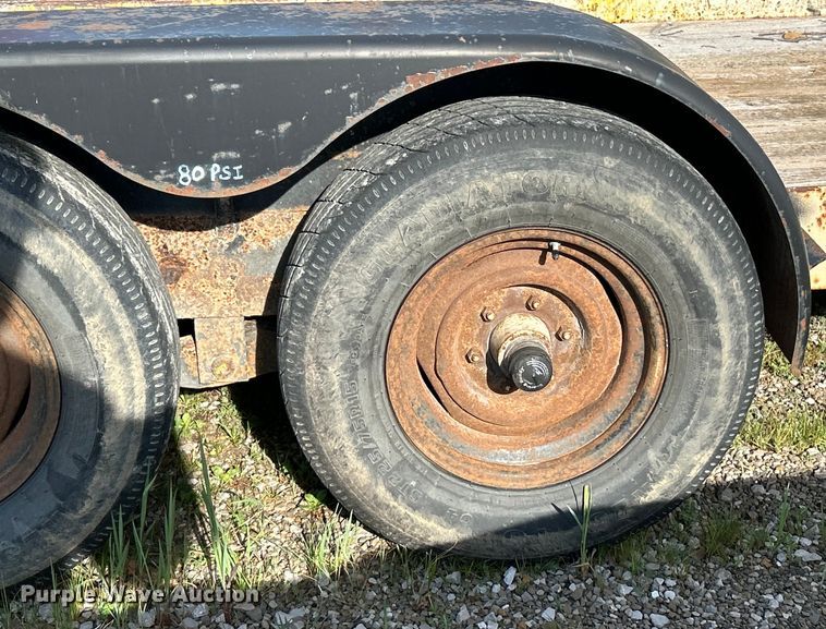 image for item EK4904 1997 Cronkhite 2300WA equipment trailer