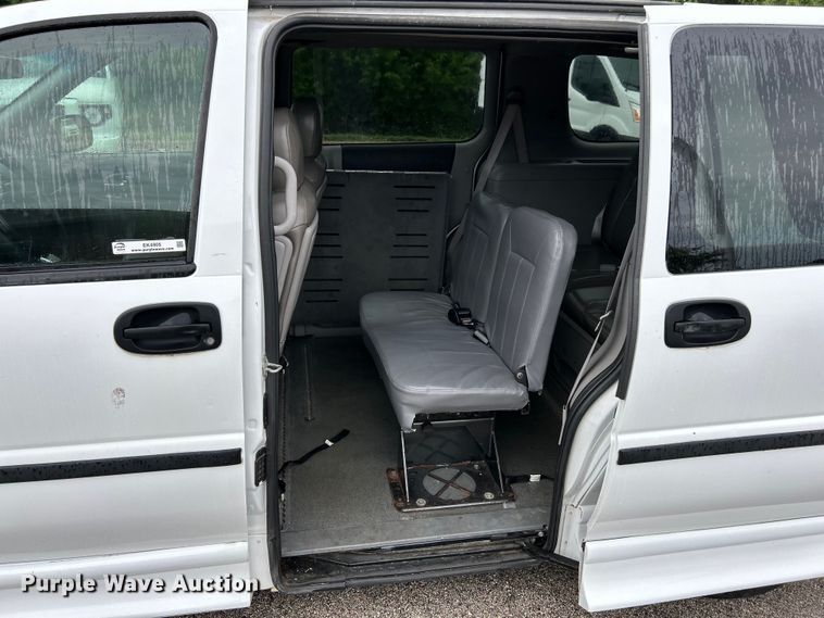 image for item EK4905 2006 Chevrolet  Uplander handicap accessible van