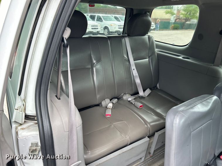 image for item EK4905 2006 Chevrolet  Uplander handicap accessible van