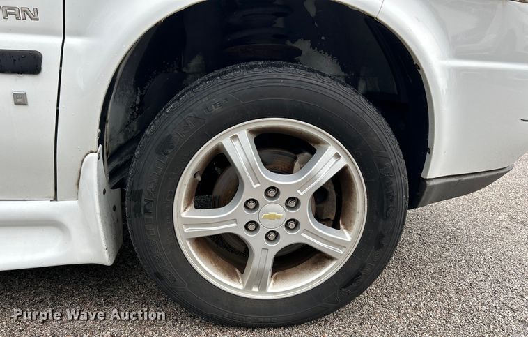 image for item EK4905 2006 Chevrolet  Uplander handicap accessible van