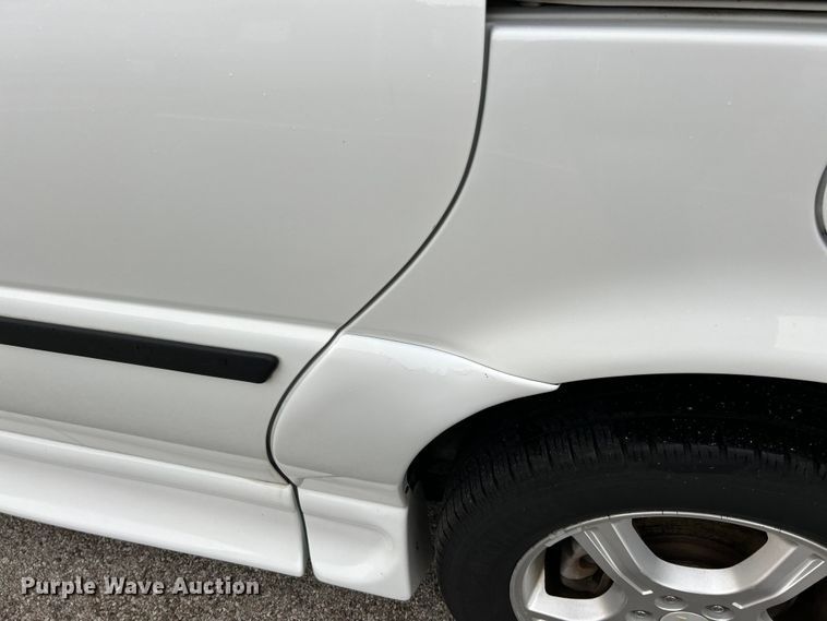 image for item EK4906 2006 Chevrolet  Uplander  handicap accessible van