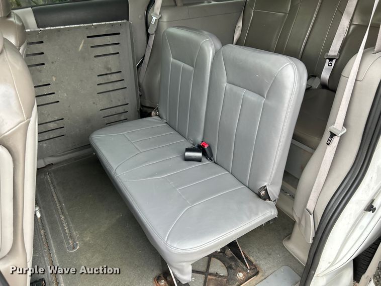 image for item EK4906 2006 Chevrolet  Uplander  handicap accessible van