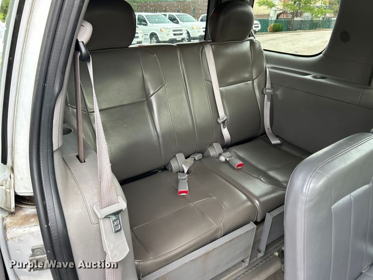 image for item EK4906 2006 Chevrolet  Uplander  handicap accessible van