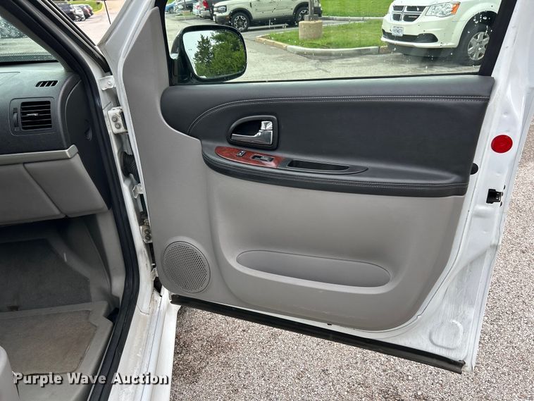 image for item EK4906 2006 Chevrolet  Uplander  handicap accessible van