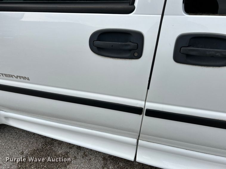 image for item EK4907 2008 Chevrolet  Uplander handicap accessible van