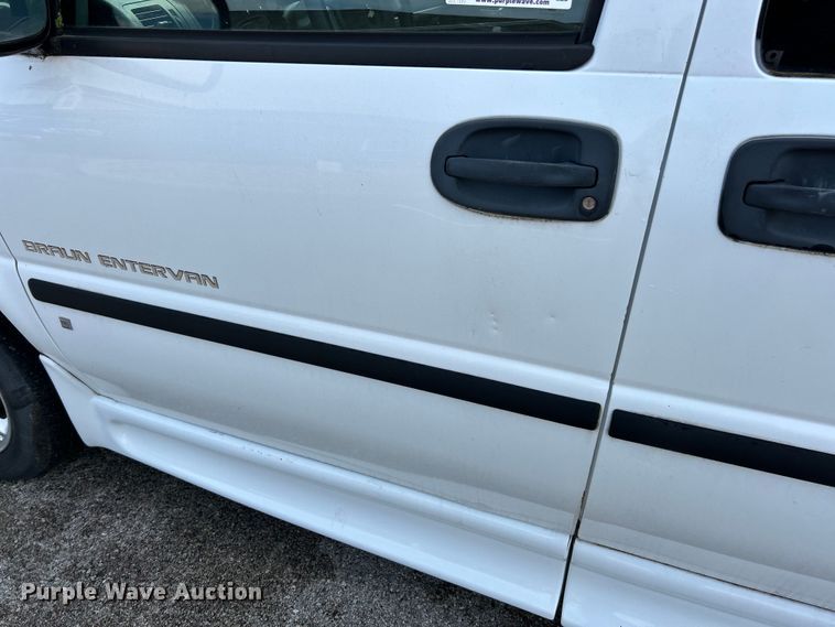 image for item EK4909 2008 Chevrolet  Uplander handicap accessible van