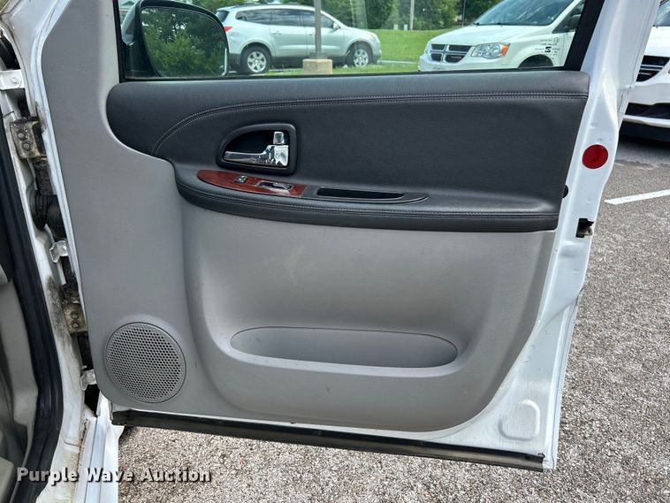 image for item EK4909 2008 Chevrolet  Uplander handicap accessible van