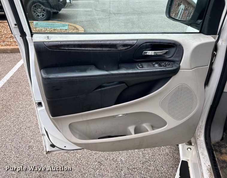 image for item EK4913 2012 Dodge  Grand Caravan  handicap accessible van