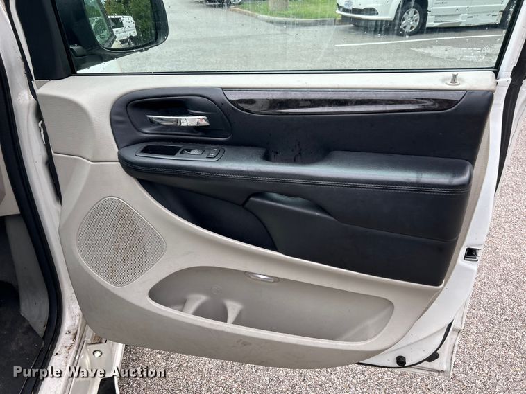 image for item EK4913 2012 Dodge  Grand Caravan  handicap accessible van